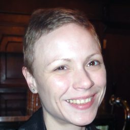 Orsolya Tóth 飾演 Zarin (as Orsi Toth)