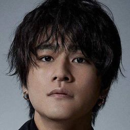 森本慎太郎 飾演 Kazuya