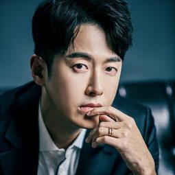 崔弼立 - Life Is But an Empty Dream演員 飾演Phillip