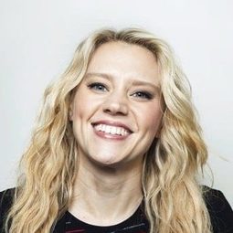 姬蒂麥潔諾 - 魔法校車再次啟程：帶我去太空演員 飾演Ms. Fiona Frizzle (voice)