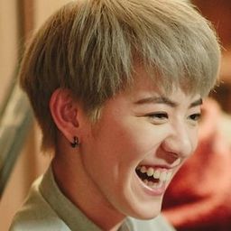 狄妃 飾演 Mei Ling