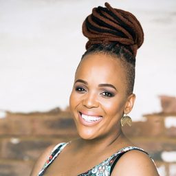 圖米·莫雷克 飾演 Dee