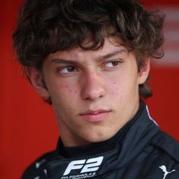 Andrea Kimi Antonelli 飾演 Self