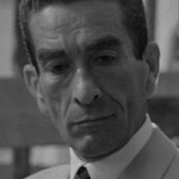 Bruno Agostini 飾演 Bruno, the Second Production Secretary