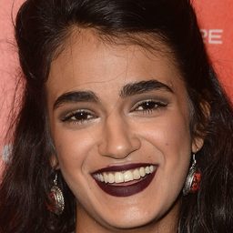 拉米斯·阿瑪 飾演 Layla