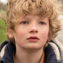 Lewe Wagner - Woodwalkers演員 飾演Nimble