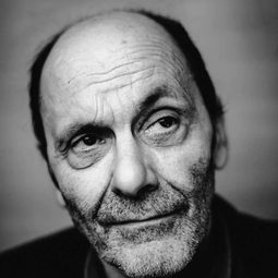 Jean-Pierre Bacri 飾演 Desfontaines