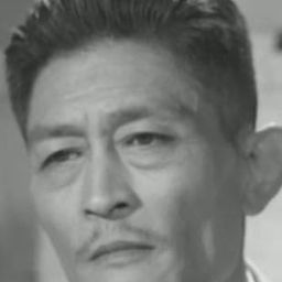 Hao Li-Jen 飾演 Tung Lao Cheng