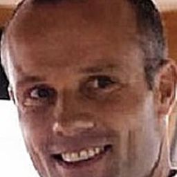 Teis Bayer - Crying for Love演員 飾演Michael