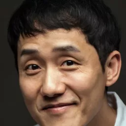 Kim Jung-woo 飾演 Military Police #2