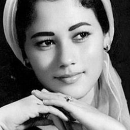 Suzzanna 飾演 Nyi Polok