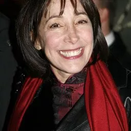 迪迪·康恩 飾演 Cal