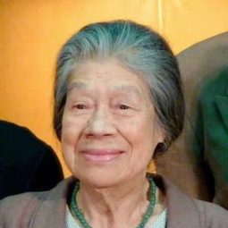 新屋英子 - 機器羅曼死演員 飾演