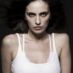 瑪里·李維 飾演 Natalie Ben Aroya