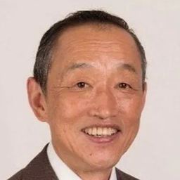 河西健司 飾演 Takuji Kagawa