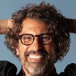 米爾黑·考塔茲 - 頭號女毒梟演員 飾演Seu Amoroso