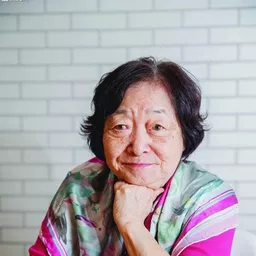 劉引商 飾演 Mother Xu