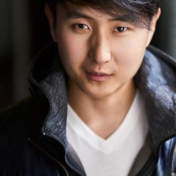 Dimitry Tsoy 飾演 North Korean Soldier