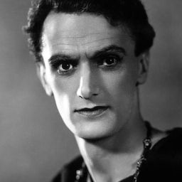 John Laurie 飾演 Dr. James Garsten