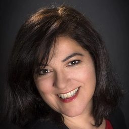 Diana Peñalver 飾演 Mariví