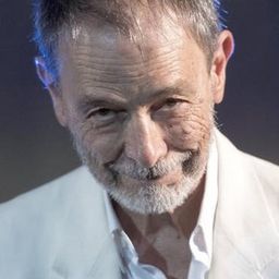 José Luis Alcaine 飾演 Self