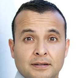 Frankie Quinones 飾演 Self