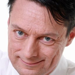 Meikel Engelmann - 東德名模日記演員 飾演Schwager