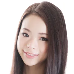 水谷趣里 飾演 Misaki