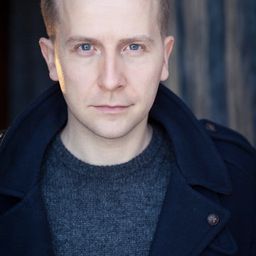 Matt Connor 飾演 Lute Player