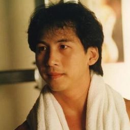 曹榮 飾演 Capt. Nguen Van Bao