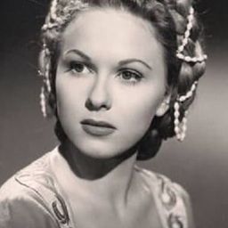 Susana Canales 飾演 Mujer de Alfonso