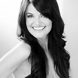 Melody Johnson 飾演 Melissa Upson