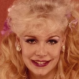 Princesa Lea - Muñecas de medianoche演員 飾演