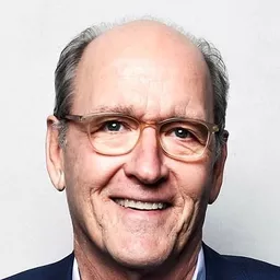 李察·傑金斯 飾演 Gen. Thomas Purcell