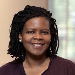 Annette Gordon-Reed 飾演 