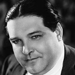 Archie Mayo - 化石森林導演