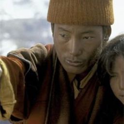 Karma Tensing Nyima Lama 飾演 Norbou / Urgien