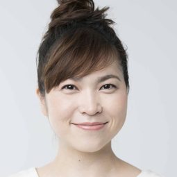 上地春奈 飾演 