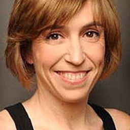 Magdalena Brotto - 玩美女人演員 飾演Neighbor