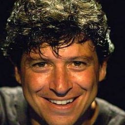 Michele La Ginestra 飾演 Marzio