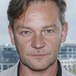 伊雷紐斯·喬普 飾演 Maciej Berbeka