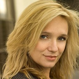 Lisa Langlois - The Final Cut演員 飾演Sara