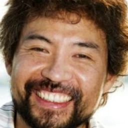 Kim Yong-jun 飾演 So-hee's Father