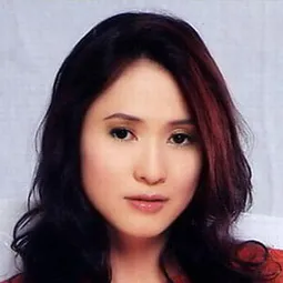 梁琤 - 重金屬演員 飾演Jade Leung