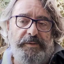 Antonio Belart 飾演 Potax