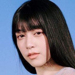 鄭煒齡 飾演 Sting Caramel