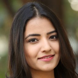 盧克莎·狄倫 - 舞動邦哥拉演員 飾演Simi Kohli