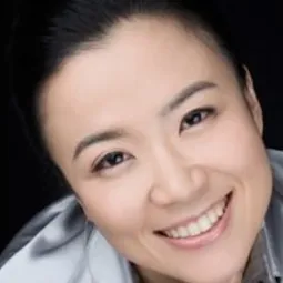 Jung Seo-in 飾演 Repair Landlady