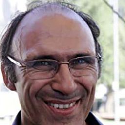 Antonio Buil Pueyo 飾演 Sargento Ramos