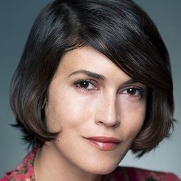 Nerea Barros - 非禮勿聽演員 飾演Sofia